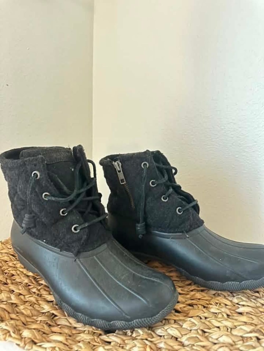 Sperry Black Lace-Up Waterproof Winter Boots with Zipper